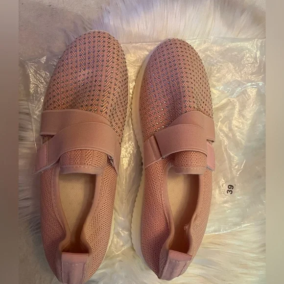 NWT Women's Pink Slip-On Comfy Sparkly Shoes - Picture 4 of 4